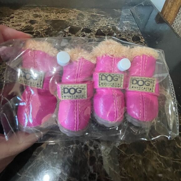 Cutest Dog Booties Ugg Style but DOG! XS! - Picture 1 of 8